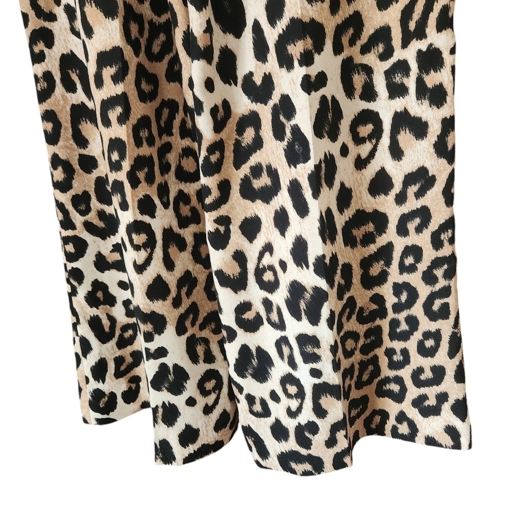 Banana Republic Wide Leg Pants in Leopard Print - Picture 10 of 13